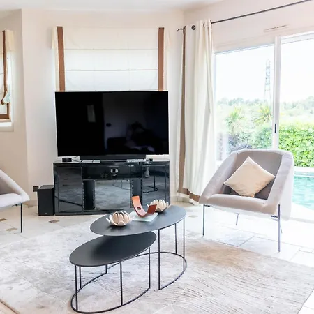 Luxury -villa-piscine-jacuzzi-famille-table De Billard - Pros Servicesconciergerie Villa Montferrier-sur-Lez