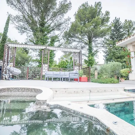 Villa Luxury -villa-piscine-jacuzzi-famille-table De Billard - Pros Servicesconciergerie *