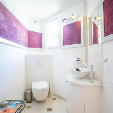 Villa Luxury -villa-piscine-jacuzzi-famille-table De Billard - Pros Servicesconciergerie