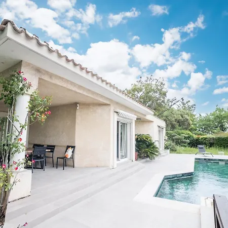 Luxury -villa-piscine-jacuzzi-famille-table De Billard - Pros Servicesconciergerie Villa Montferrier-sur-Lez