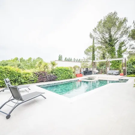 Luxury -villa-piscine-jacuzzi-famille-table De Billard - Pros Servicesconciergerie *
