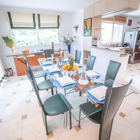 Luxury -villa De Prestige Avec Piscine - Jacuzzi-famille-table De Billard - Salle De Sport - Tram à 5 Min Villa *