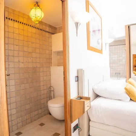 Villa Luxury -villa-piscine-jacuzzi-famille-table De Billard - Pros Servicesconciergerie *