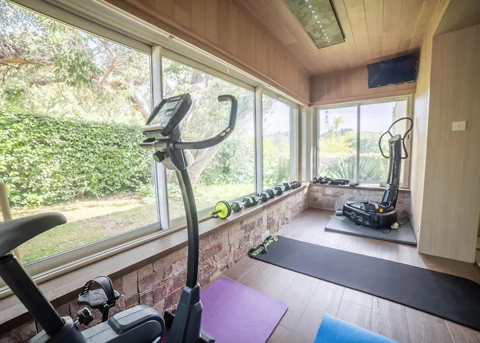 Βίλα Luxury -villa-piscine-jacuzzi-famille-table De Billard - Pros Servicesconciergerie *
